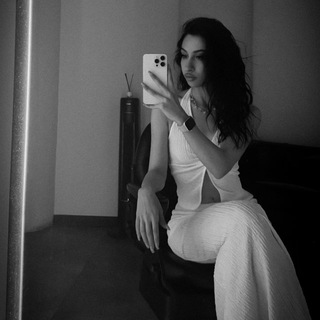 Логотип @madlenagod - M1Dls