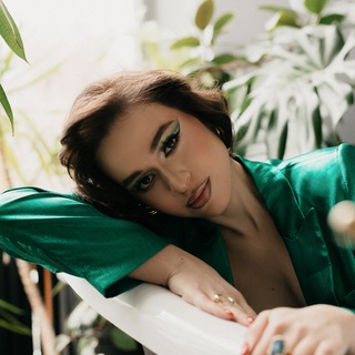 Логотип @magicalnastya - Магия состояний | Настя🖤