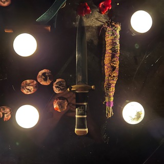 Логотип @magicfluxart - Потоки. Школа магии.