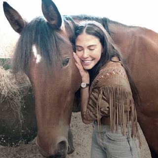 Логотип @mahfihalfq - обсуждение для котят