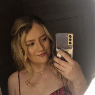 Логотип @makarova_felix - Сейчастье и саморазвитие ✨ Катюша