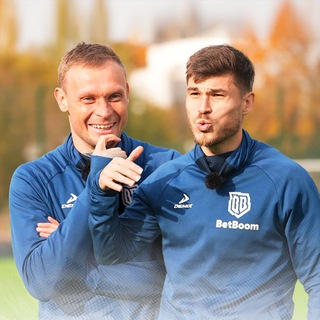 Логотип @makeykent - Макей & Кент / Евгений Макеев и Владимир Лобкарёв