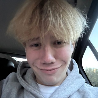 Логотип @maksimza - MAKSIMZA