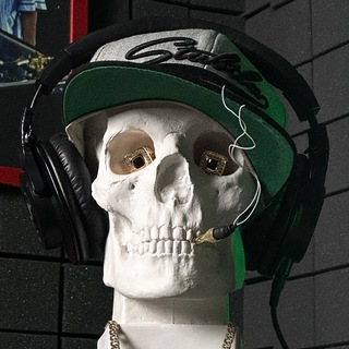 Логотип @maksinstiler - MaksutaBro🎵