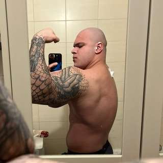 Логотип @maksondevil - ТОТ САМЫЙ МАКС (БЛОГЕР, ТИК ТОКЕР, ОХОТНИК ЗА ПЕДО)