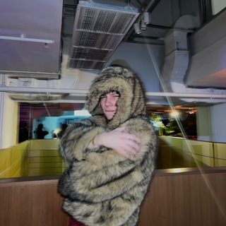 Логотип @maksutkat - maksutka