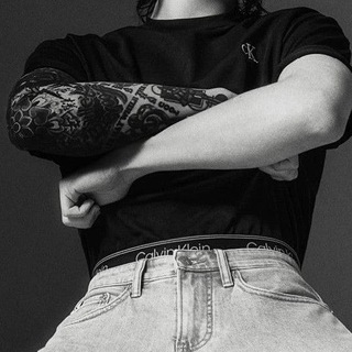 Логотип @malchicgey - Искушение.