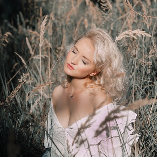 Логотип @malenkaya_hozyaik - Malenkaya_hozyaika