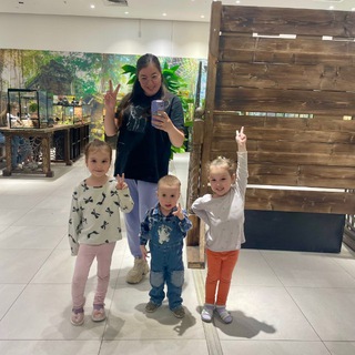 Логотип @mama_alisa_petrova - Алиса в стране декрета