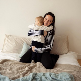 Логотип @mama_levushki - Мама Лёвы