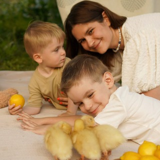 Логотип @mama_yanaa - Мама Яна