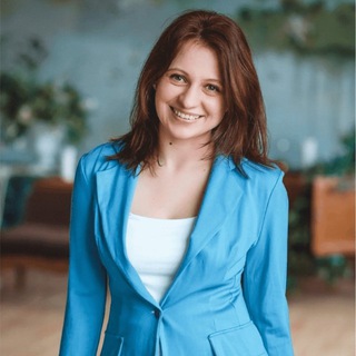 Логотип @mama_znaet_yuna - МАМА ЗНАЕТ ❤