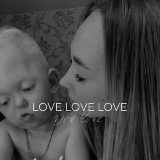 Логотип @mamaandtemaa - Мама и Тёма - для общения ❤️