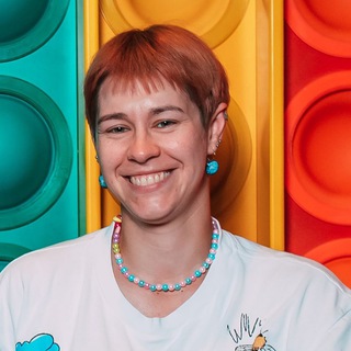 Логотип @mamadetipsy - Мама, дети, три хвоста