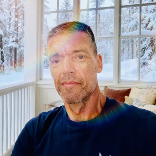 Логотип @mamaev_mikhail - Михаил Мамаев