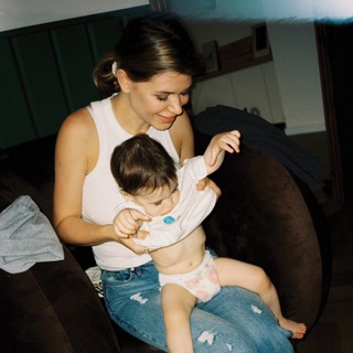 Логотип @mamarazum - Маленькие большие радости