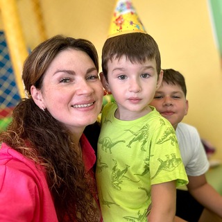 Логотип @mamavanyi - Виктория Игамбердиева💐