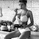 Логотип @mamin_papin_off - F&E