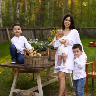 Логотип @mamkarevizorsha - Мамка Ревизорша