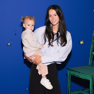 Логотип @mamnuchtotam - Мам, ну что там ?