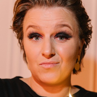 Логотип @manelova_group - Чат. Подслушано Продажи