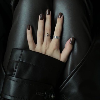 Логотип @manic_idea - идеи для маникюра / ideas for manicure