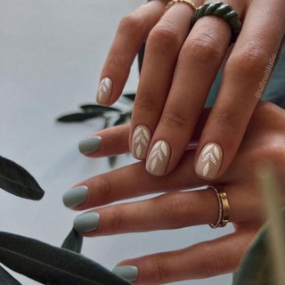 Логотип @manictrend - Маникюр |Тренды