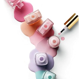 Логотип @manicurewigs - 1001💠Идея Маникюра💅🏼