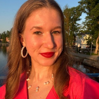 Логотип @manifeelll - manifeel💋 || Лада, веб-дизайн