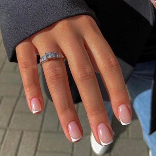 Логотип @manikmiss - Маникюрные мысли~🫦 Маникюр / Дизайн / Стиль