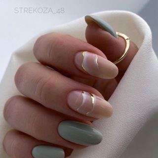 Логотип @manikur_here - ❤️Маникюр 2023❤️