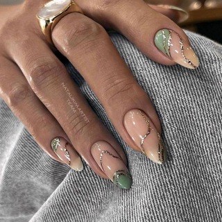 Логотип @manikure_ru - Секреты маникюра