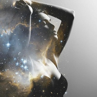 Логотип @mantra_dailyy - Магия слов