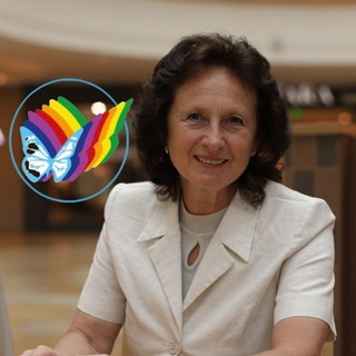 Логотип @manuhina_familyandbusiness - Наталья Манухина. Семья и бизнес.