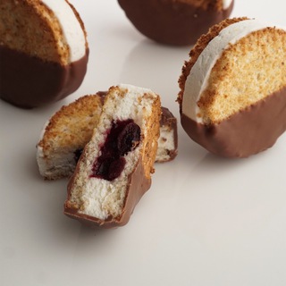 Логотип @marathon_trixita - Марафон Три Хита Меренги 2.0