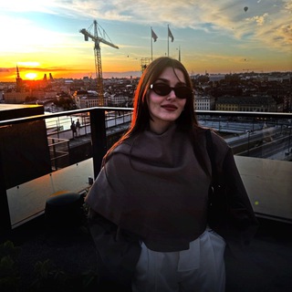 Логотип @maravillasss - 𝐦𝐚𝐫𝐚𝐯𝐢𝐥𝐥𝐚𝐬