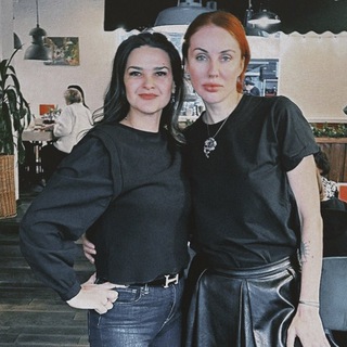 Логотип @margoreitman - • королева марго •