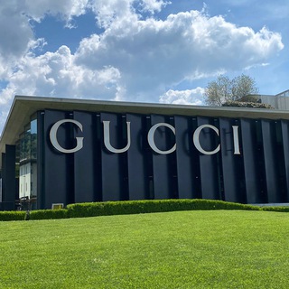 Логотип @margorhemoll - Аутлет The Mall Florence ❤️