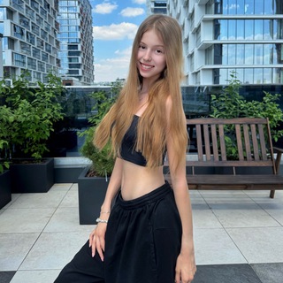 Логотип @mari_one_real - Mari Kruchkova “The One and Real”