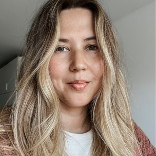 Логотип @maria_snork - Мария Битюкова • ченнелинг • медитации