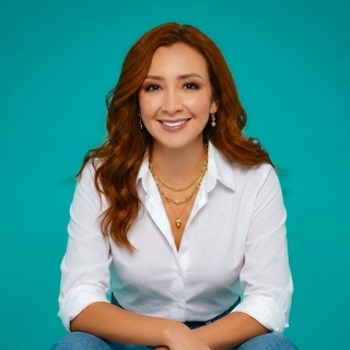 Логотип @mariaelenabadillo - Espiritualidad con Maria Elena Badillo