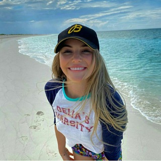 Логотип @marianaro0 - Марьяна Ро