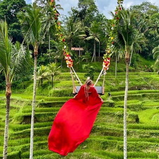 Логотип @mariia_travelling - Время путешествовать | MyTrip