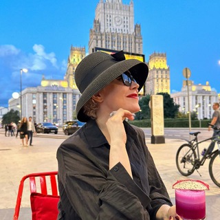 Логотип @marinaandrichi8 - Марина, Ричи и Москва Chat