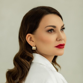 Логотип @marinaryabus - Марина Рябус | Архитектурная косметология