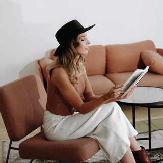 Логотип @marinasoita - Бережем себя с @marinasoita 🖤