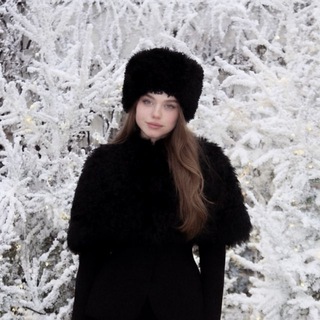 Логотип @marishelest - шелест сердца
