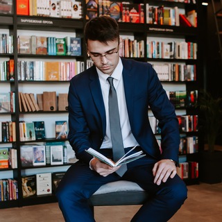 Логотип @mark_everyday - Марк | Продажа недвижимости