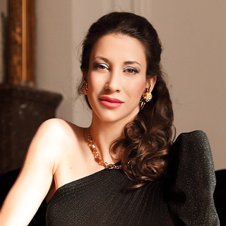 Логотип @marketinator - Дарья Шанс