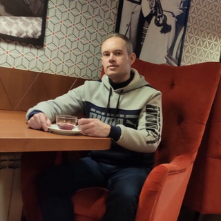 Логотип @marketing_for_expert - Честный наставник Максим Попов